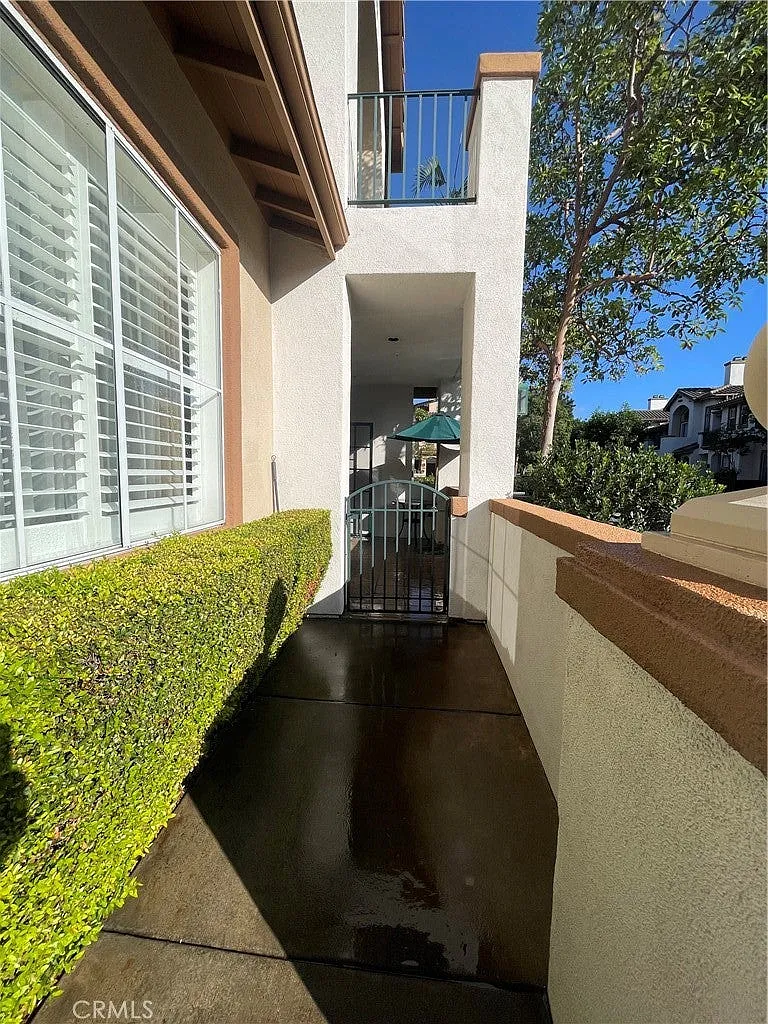1 bed, 806 sqft, $2,950 — Photo 3