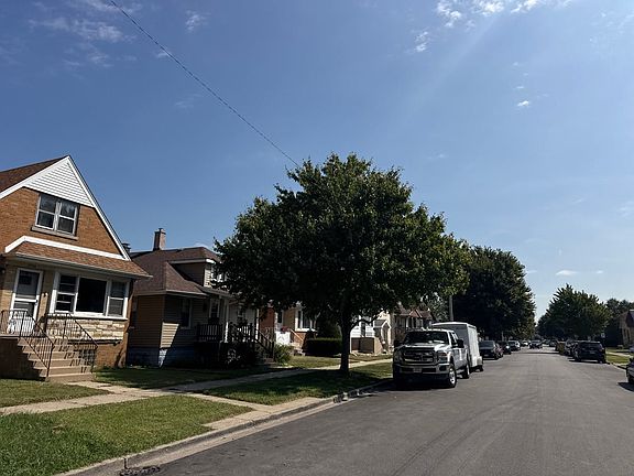 4th image of 71 Groveland Ave