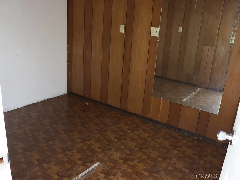 18616 Lassen St — Photo 34