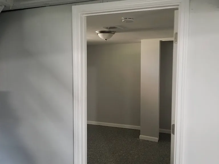 11805 Timken Ave — Photo 21