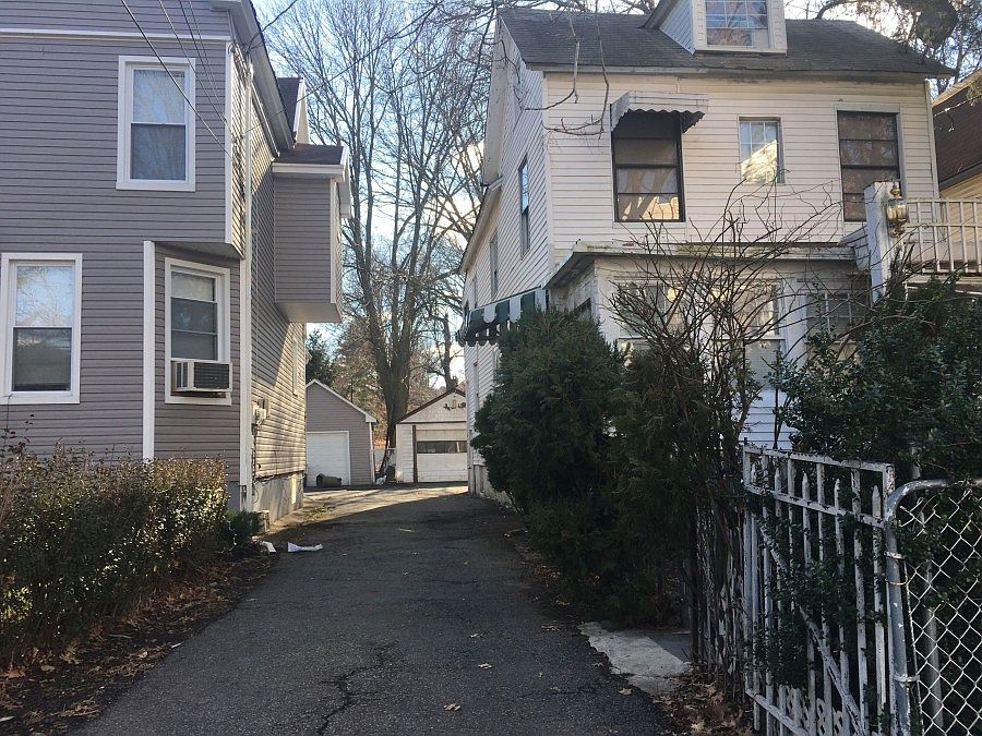 131 W 3rd Ave, Roselle, NJ 07203 Zillow