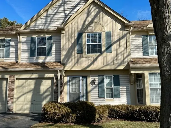 1511 Crab Tree Dr, Westmont, IL 60559