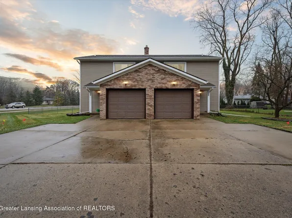 1990/1992 Heatherton Dr, Holt, MI 48842