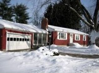 42 Charlton St, Lunenburg, MA 01462