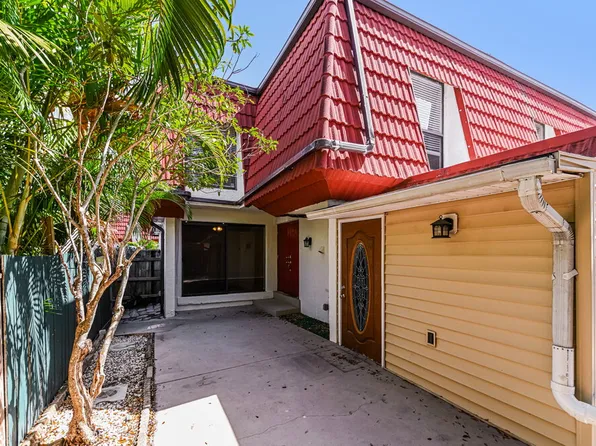 10907 Meadow Lark Cove Dr, Fort Myers, FL 33908