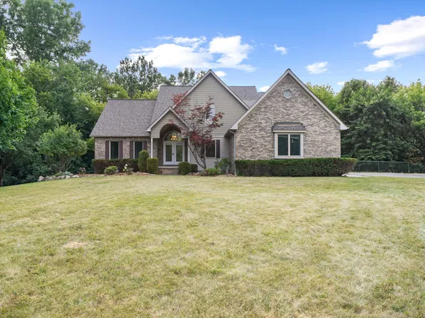 4055 Pontiac Trl, Ann Arbor, MI 48105