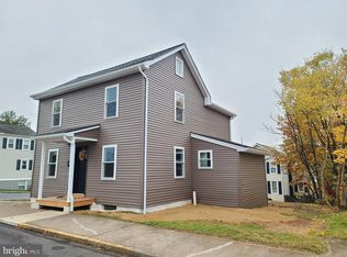 298 E High St, Middletown, PA 17057