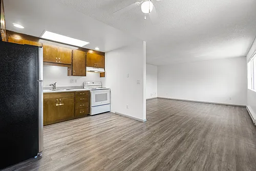 3132 Lombard Ave #6 Photo 1