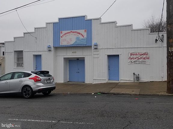 2nd image of 403 N Dupont St
