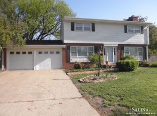 2015 Raymond Ave, Salina, KS 67401