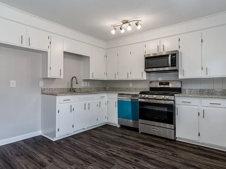 500 Todd Branch Dr — Photo 10