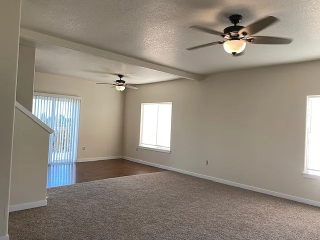4 bed, 2.5 bath, 1839 sqft, $2,800 — Photo 4