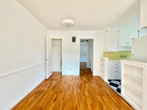 2nd image of 1120 N Curson Ave APT 14