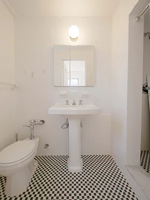 Rented by Rachel Realty | media 19