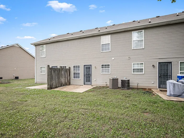 2312 Willowbrook Dr — Photo 27