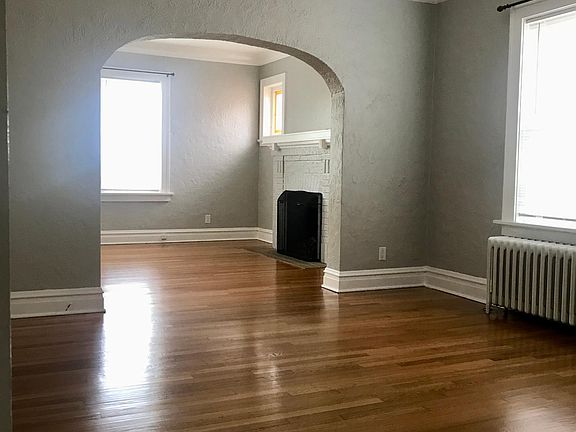 4th image of 7474 Delmar Blvd Floor 2