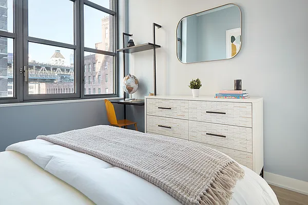 Rented by Douglas Elliman | media 22