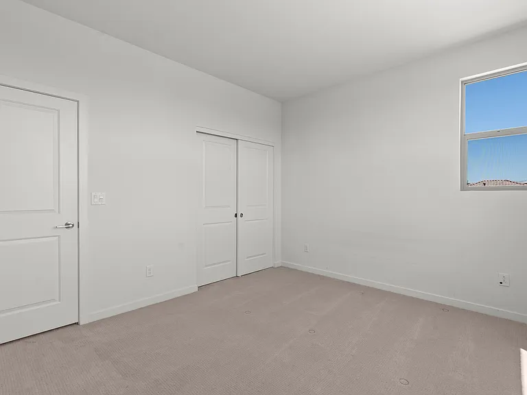 8370 Charleston Peak St — Photo 26