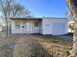 2235 S Grove St, Wichita, KS 67211