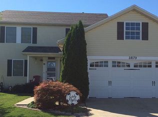 28179 Schriber Rd, Walbridge, OH 43465