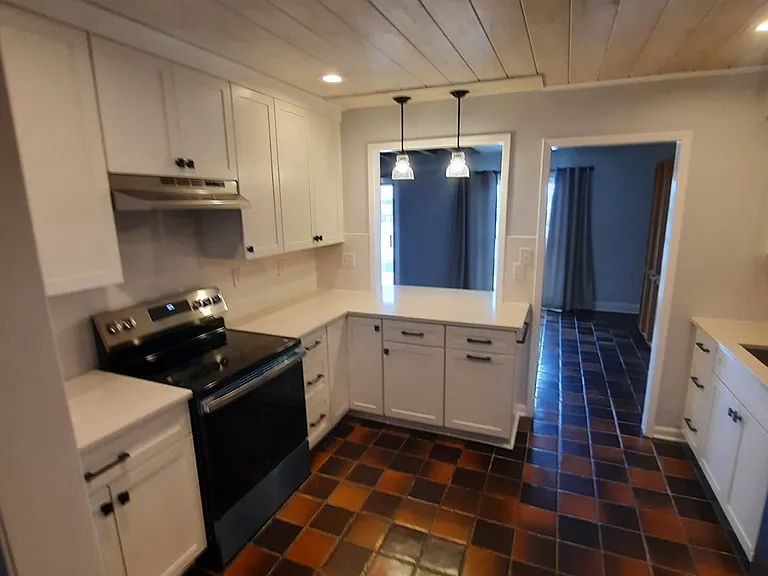 7505 Mariner Cove Dr — Photo 9