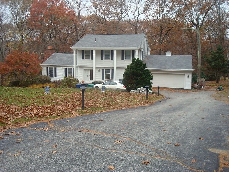 2nd image of 196 Governors Dr