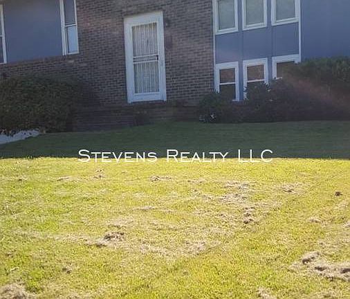 2nd image of 1317 Iroquois St