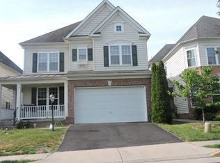 5634 Lierman Cir, Centreville, VA 20120