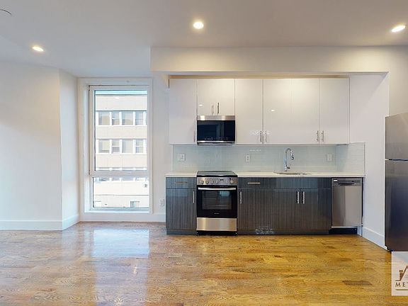 5th image of 13828 Queens Blvd APT 4J