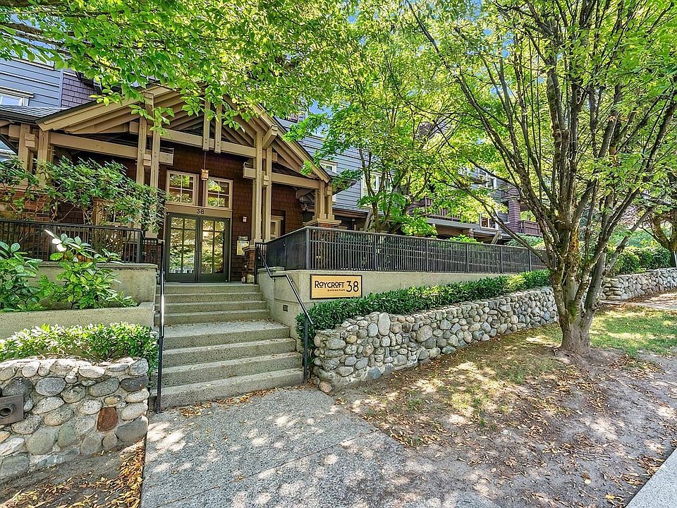 1st image of 38 7th Ave #308