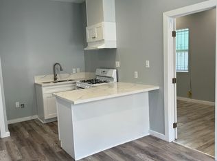 324 E Esther St #12, Long Beach, CA 90813