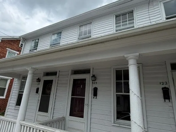 123 W King St, Littlestown, PA 17340