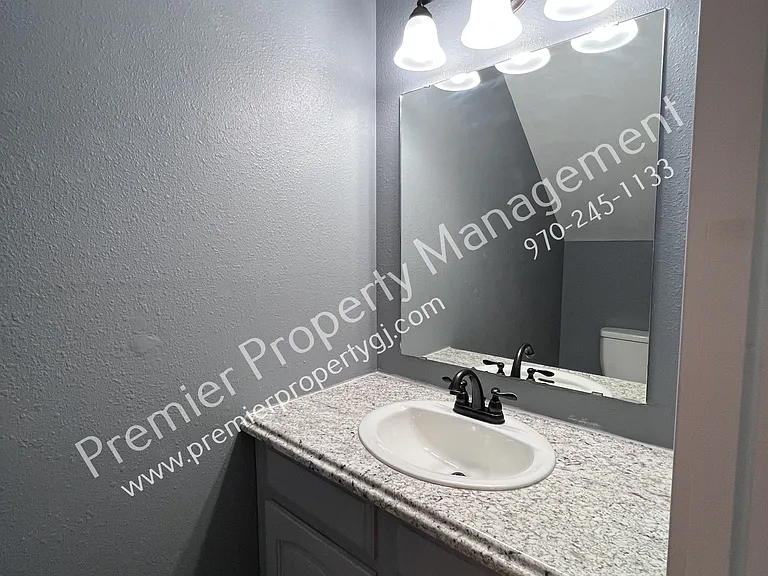 251 Beacon Ct #7 — Photo 8