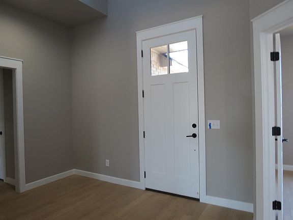 4th image of 1210 N Adair Ct