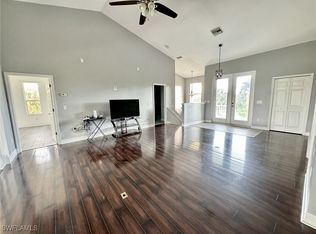 885 39th Ave NW, Naples, FL 34120