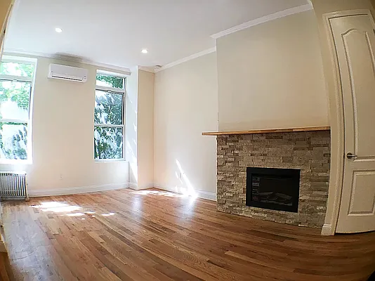 Rented by Silver Line Realty Group NY LLC | media 1
