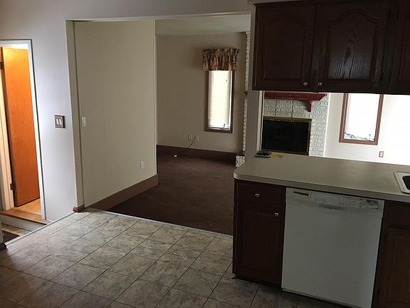 4th image of 29962 Drager Dr