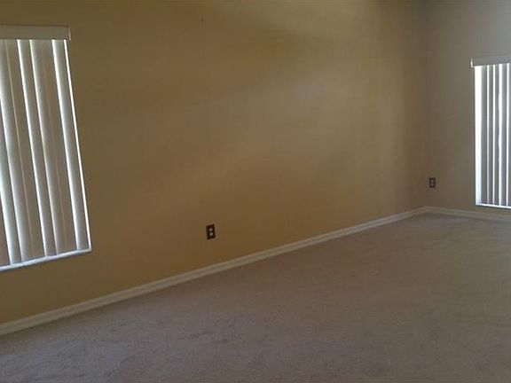 5th image of 1706 Wakefield Dr