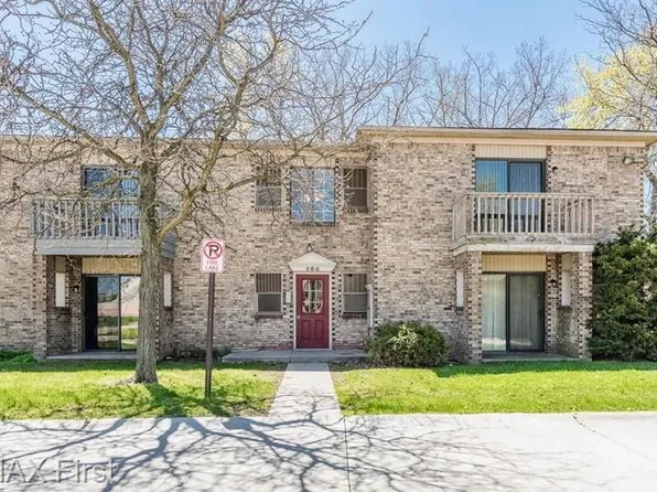 286 E Thirteen Mile Rd APT 104, Madison Heights, MI 48071