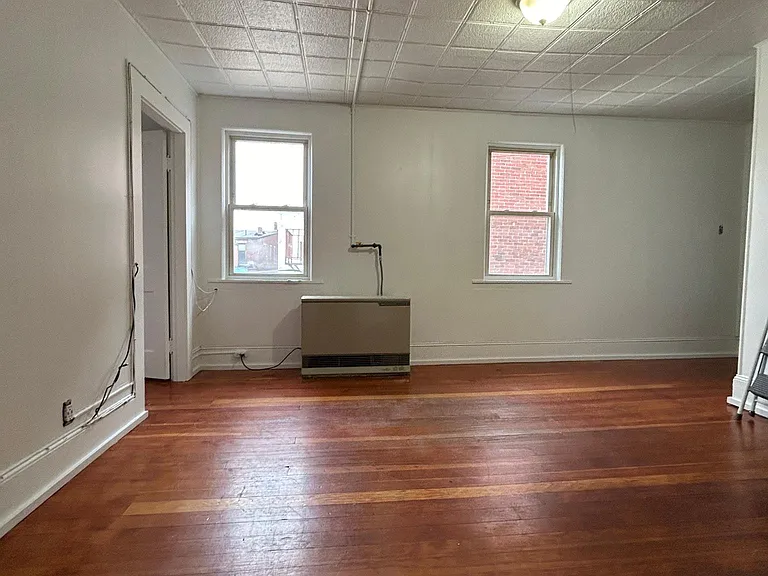 93 W Pearl St #7 — Photo 8