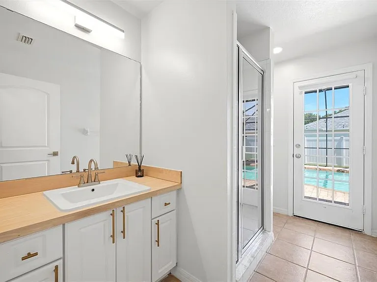 2210 Towering Oaks Cir — Photo 30