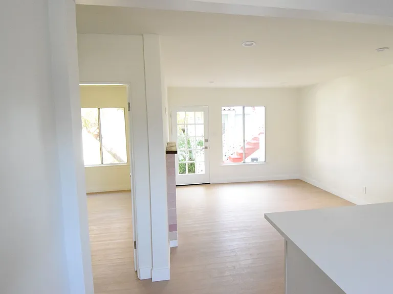 818 Grant St — Photo 14