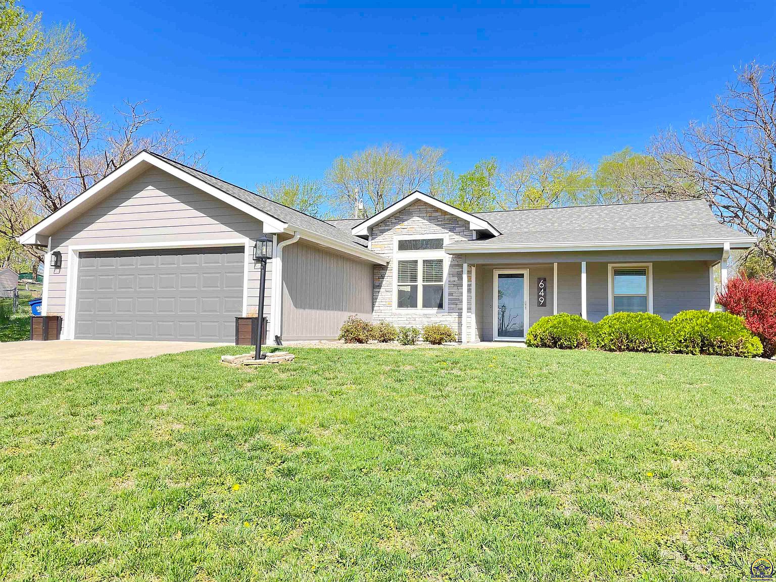 649 Delaware Dr, Ozawkie, KS 66070 Zillow