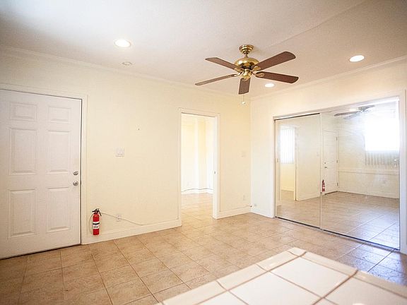 5th image of 1011 Chula Vista Ave #A