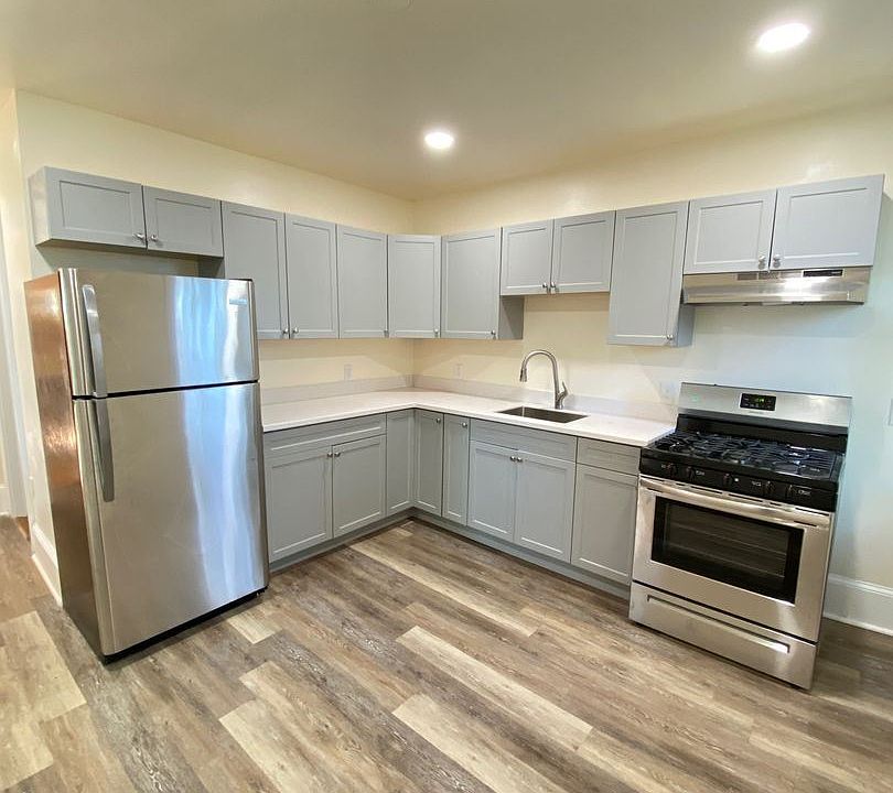 1st image of 48 Dubois St #1