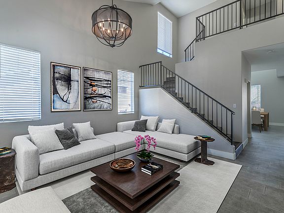 3rd image of 675 Pacific Cascades Dr
