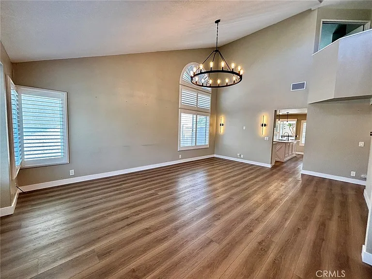 11597 Norgate Cir — Photo 3