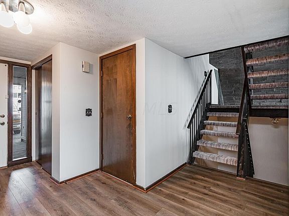 4th image of 348 Olentangy Forest Dr