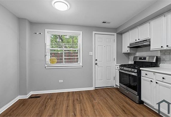 3rd image of 7011 S East End Ave APT D