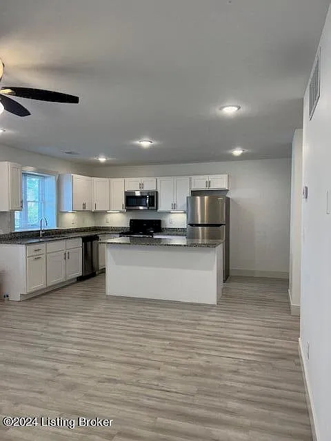 2 bed, 2.0 bath, 1022 sqft, $1,450 — Photo 3